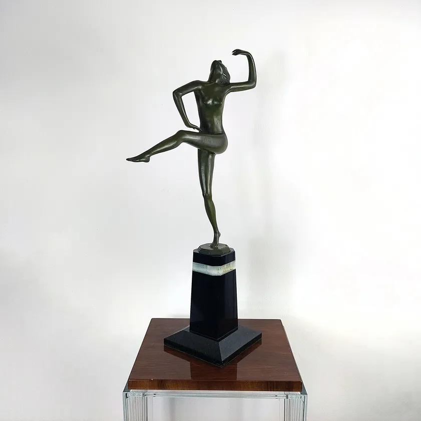 Bronzová figura ženy – Felix Weiss - 3