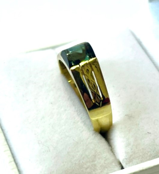 Zlatý prsten ze žlutého 14 karátového zlata