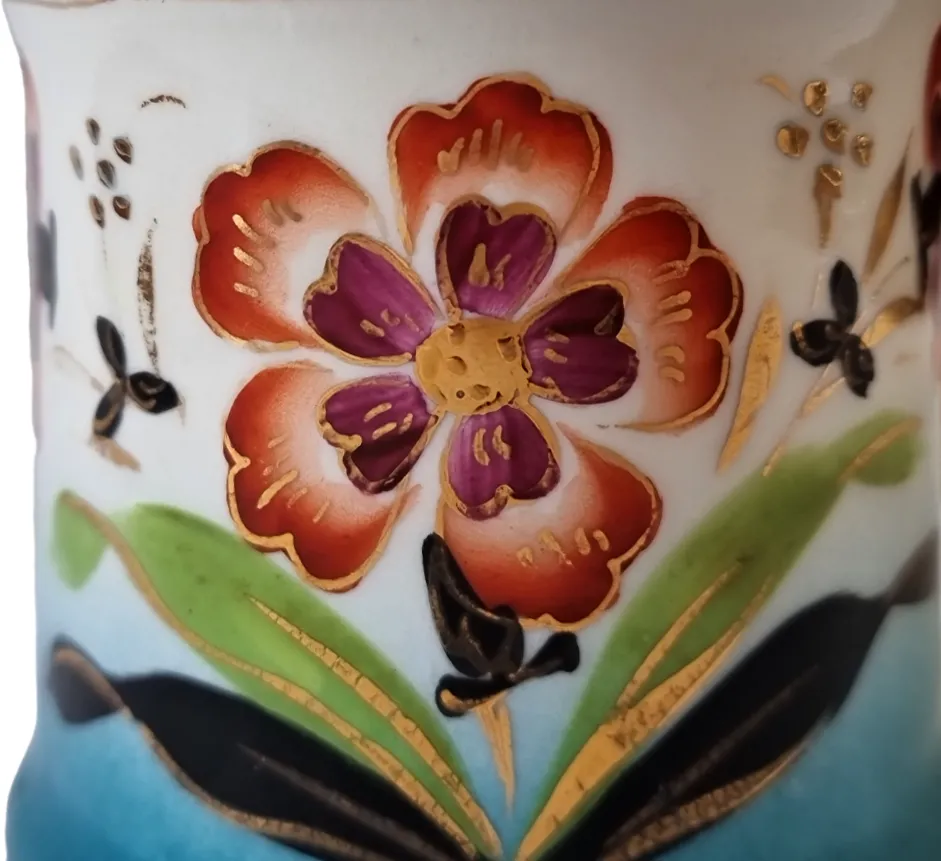 STAROŽITNÝ PORCELÁNOVÝ ČAJOVÝ HRNEK - 3