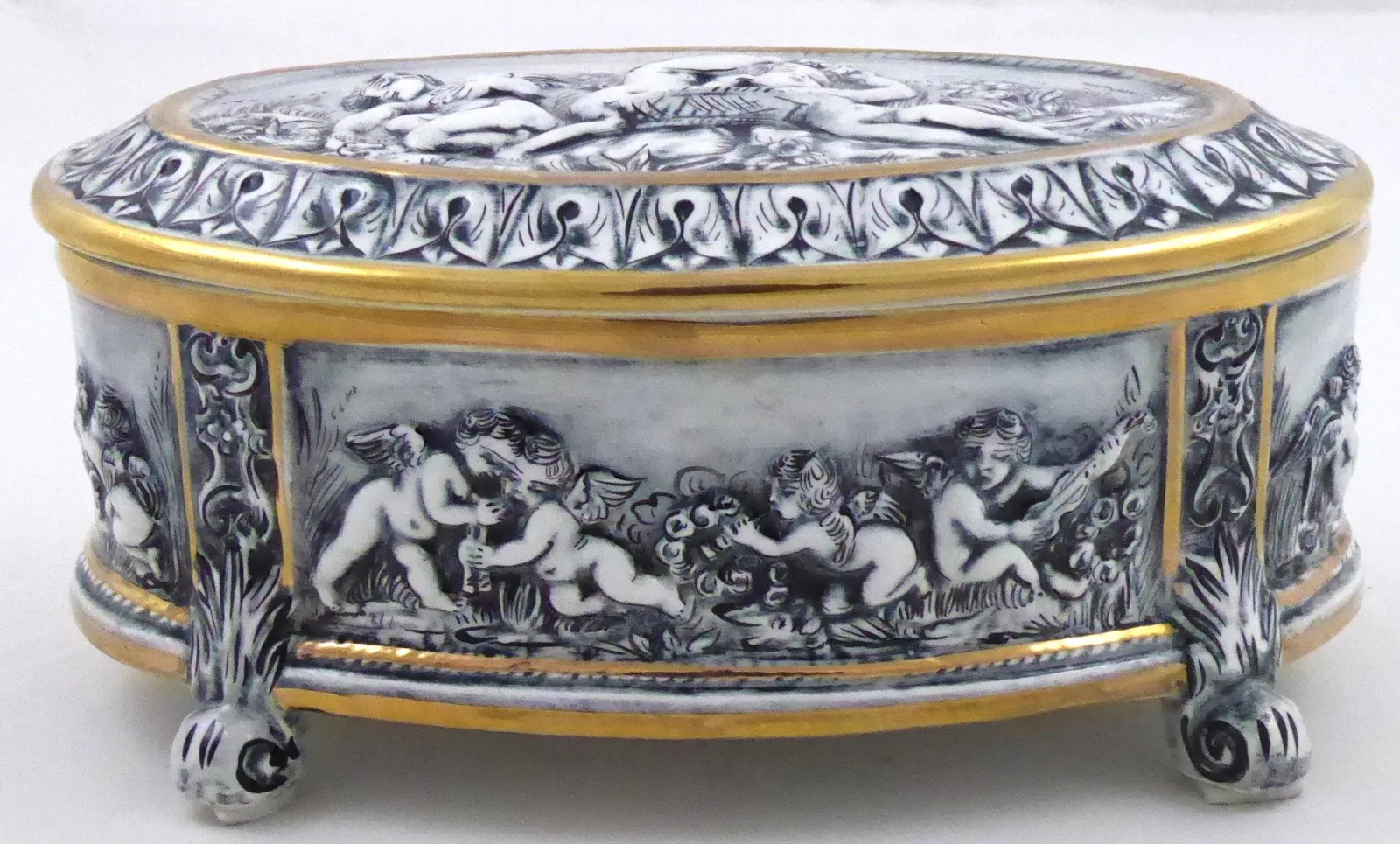 Capodimonte – Dóza s cherubíny