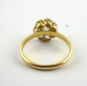 Zlatý prsten s 8 diamanty 1,25 ct – Kytička - 5