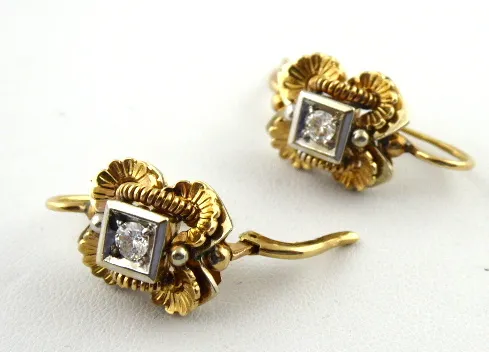 Zlaté náušnice s květinami a diamanty 0,30 ct - 4