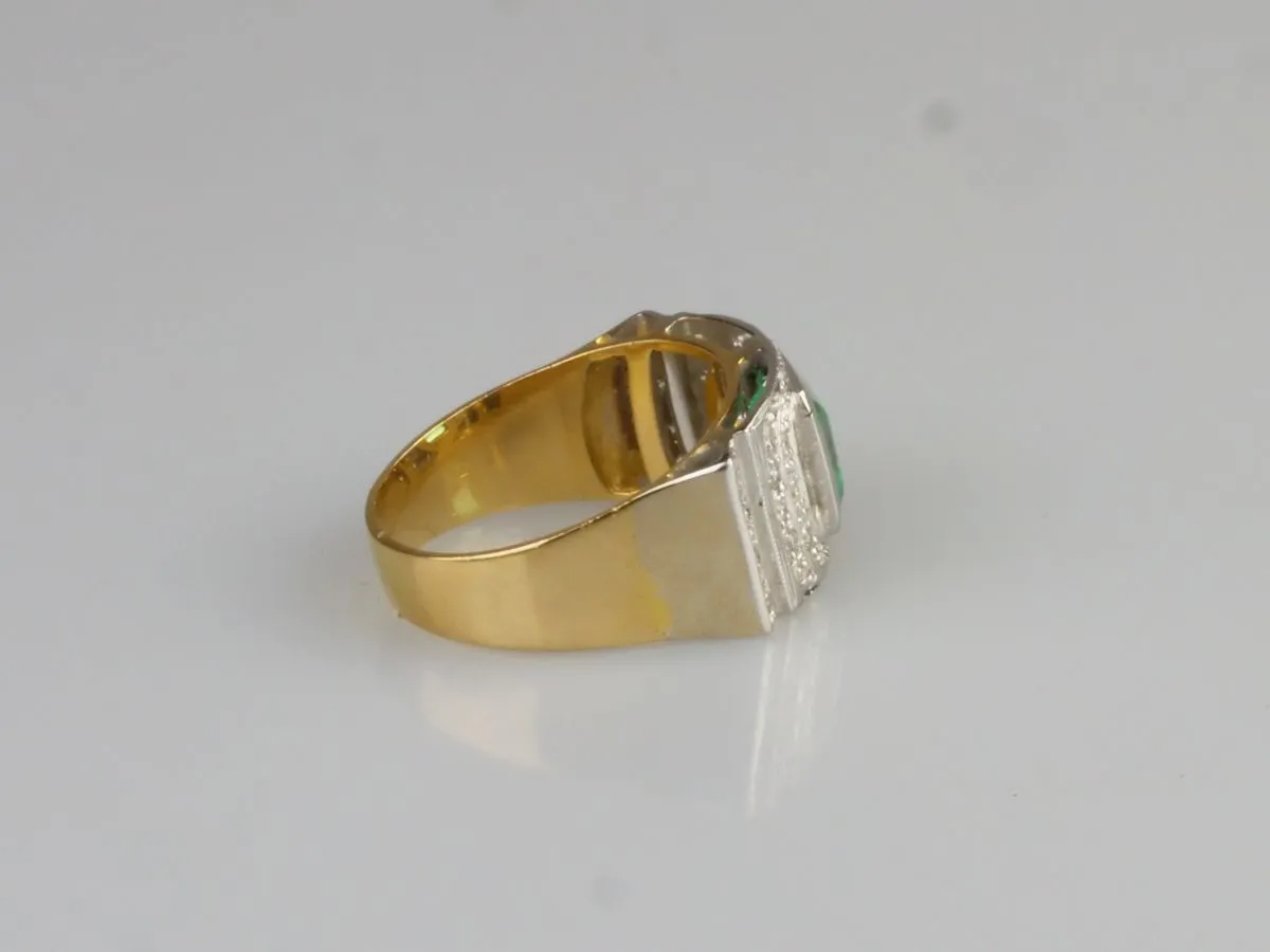 Zlatý prsten se smaragdem a s diamanty - 3