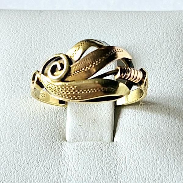 Zlatý dámský prsten 14 karátů – punc Čejka