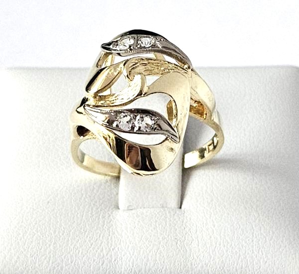 Zlatý prsten ze žlutého 14 karátového zlata punc Čejka-4,53 gr