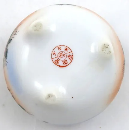 Malé porcelánové vykuřovadlo s květinami - 3
