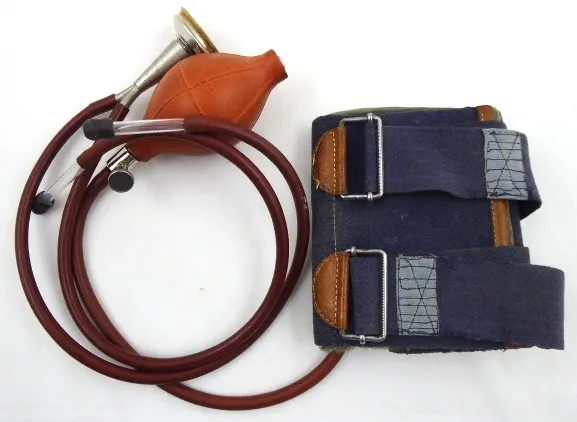 Tonometr – Minimus Bott & Walla, Mnichov - 3