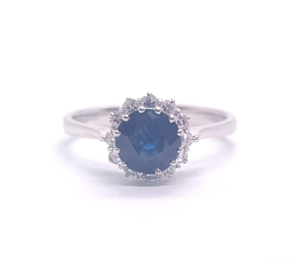 Zlatý prsten se safírem a diamanty - 4