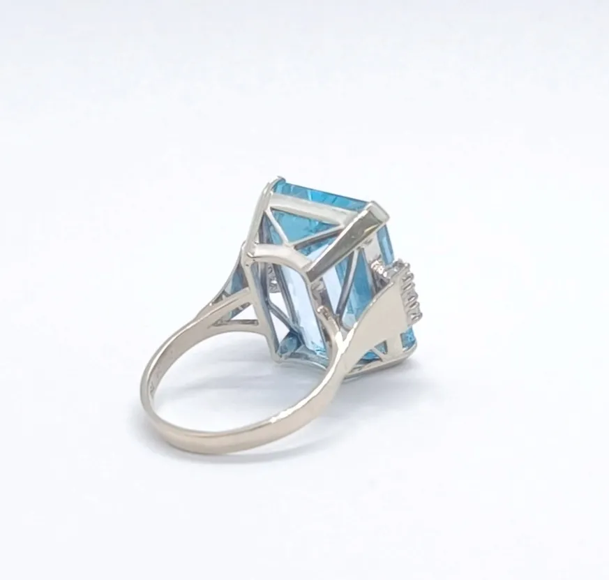 Zlatý prsten s akvamarínem a diamanty - 5