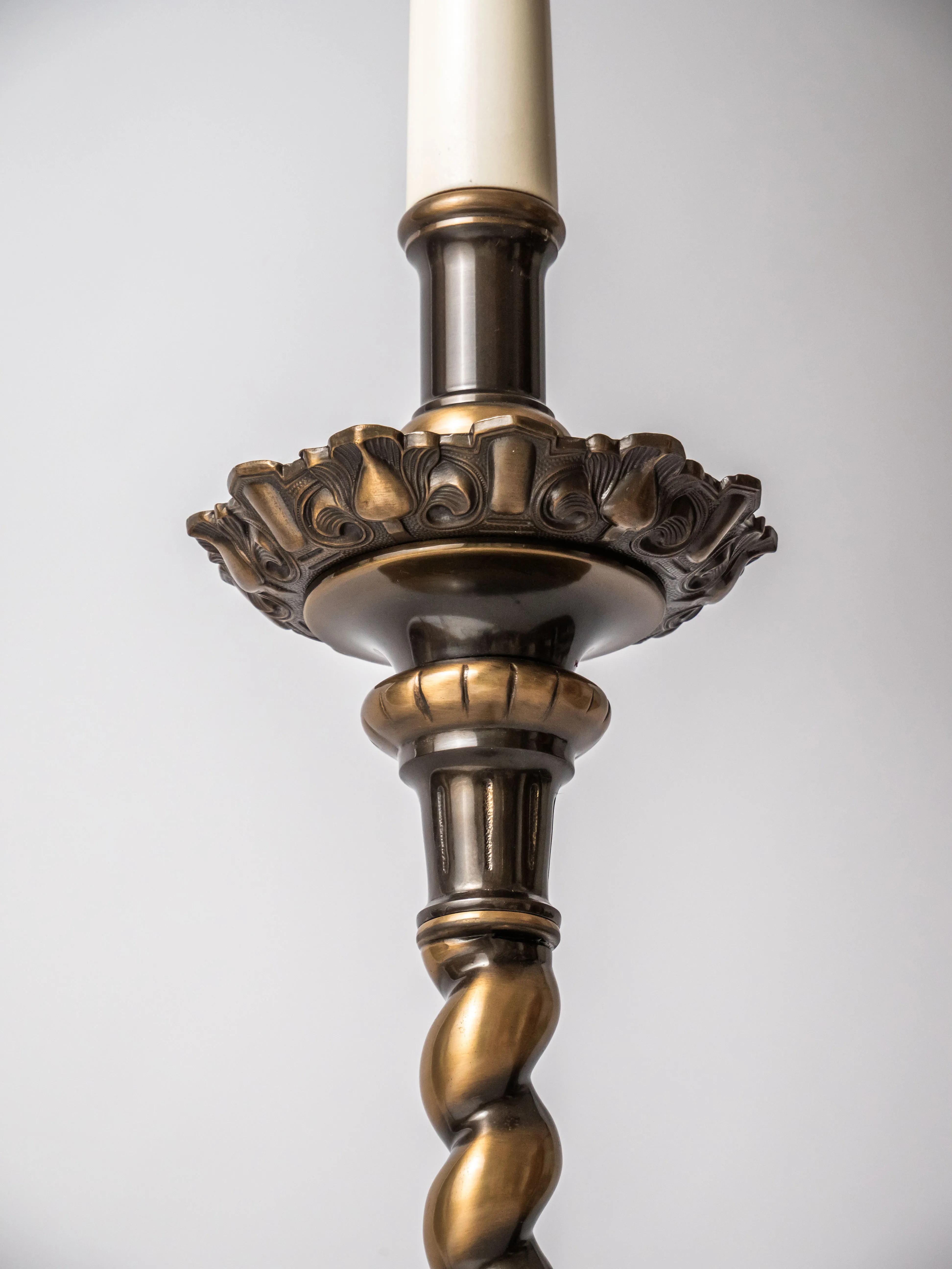 Úzká stojací lampa v barokním stylu - 11