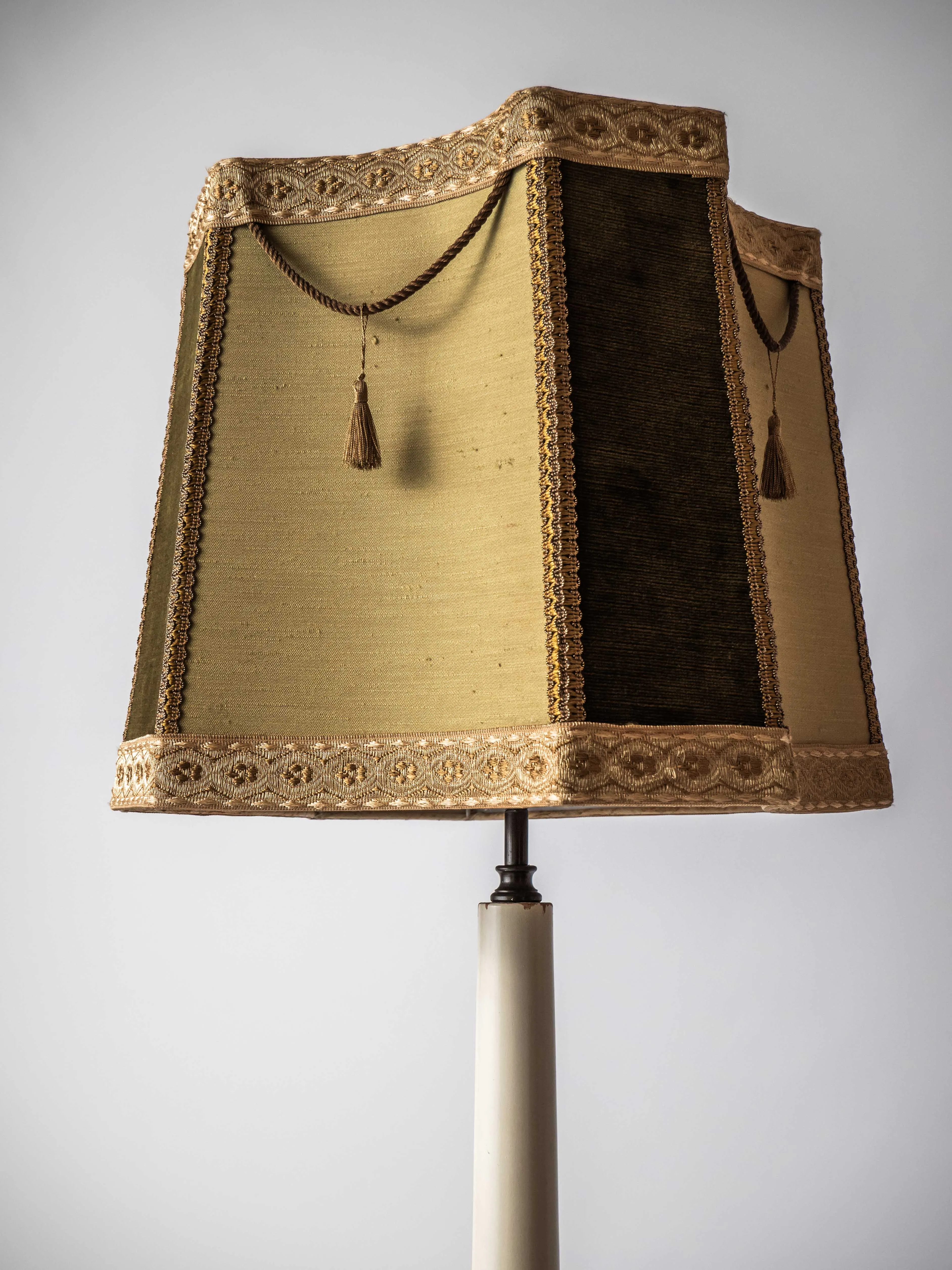 Úzká stojací lampa v barokním stylu - 6