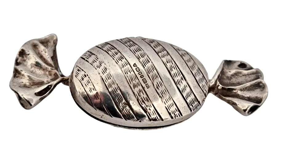 STŘÍBRNÁ ART DECO DÓZIČKA NA LÉKY „BONBON“ - 1