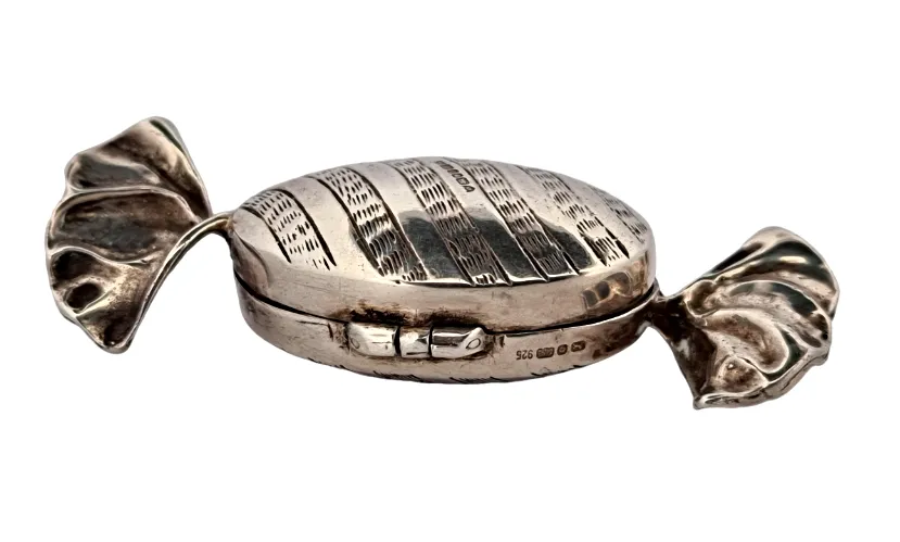 STŘÍBRNÁ ART DECO DÓZIČKA NA LÉKY „BONBON“ - 3