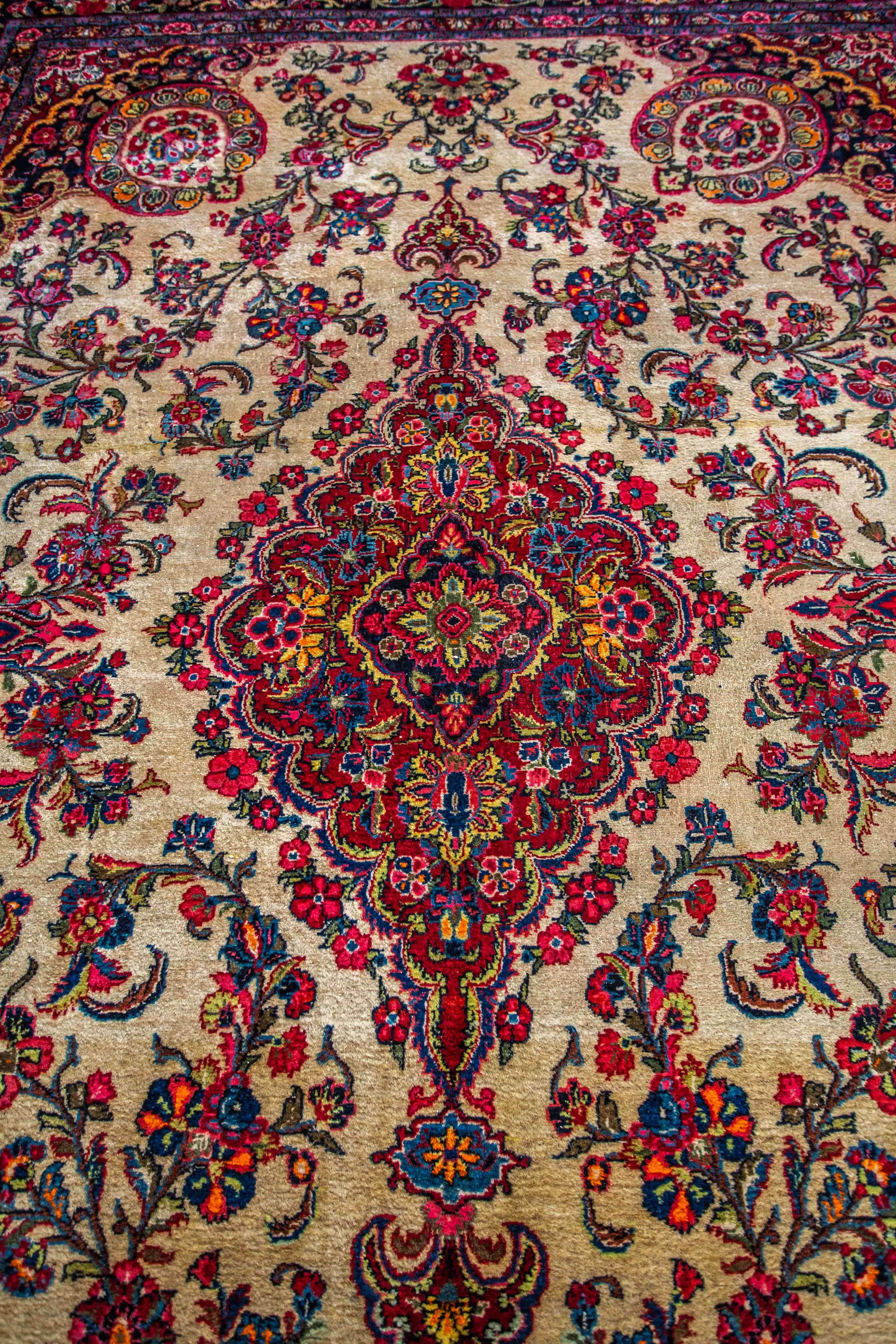 Perský květinový koberec Yazd 370 X 268 cm - 2