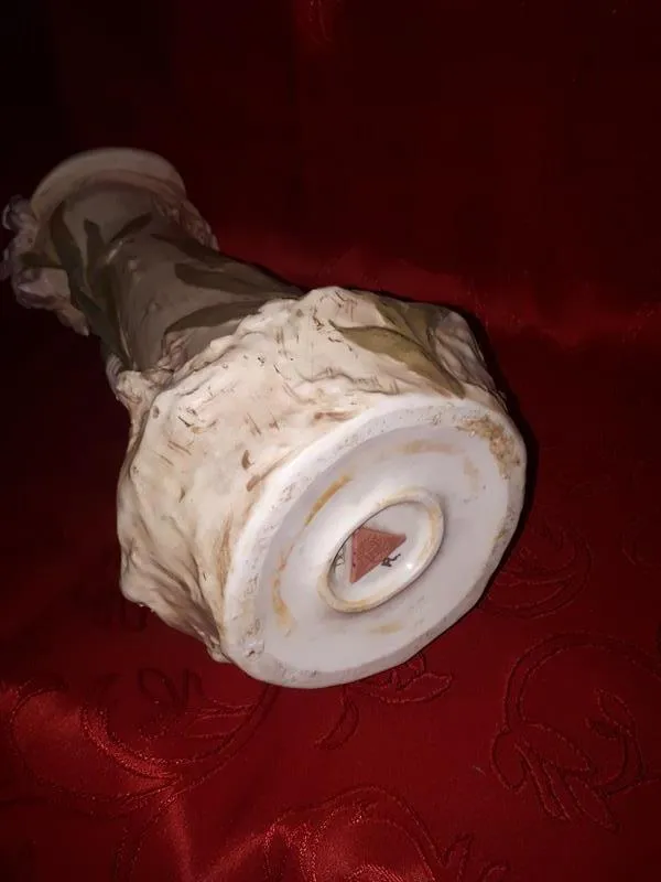 ROYAL DUX, SECESNÍ FIGURÁLNÍ VÁZA S DÍVKOU - 4