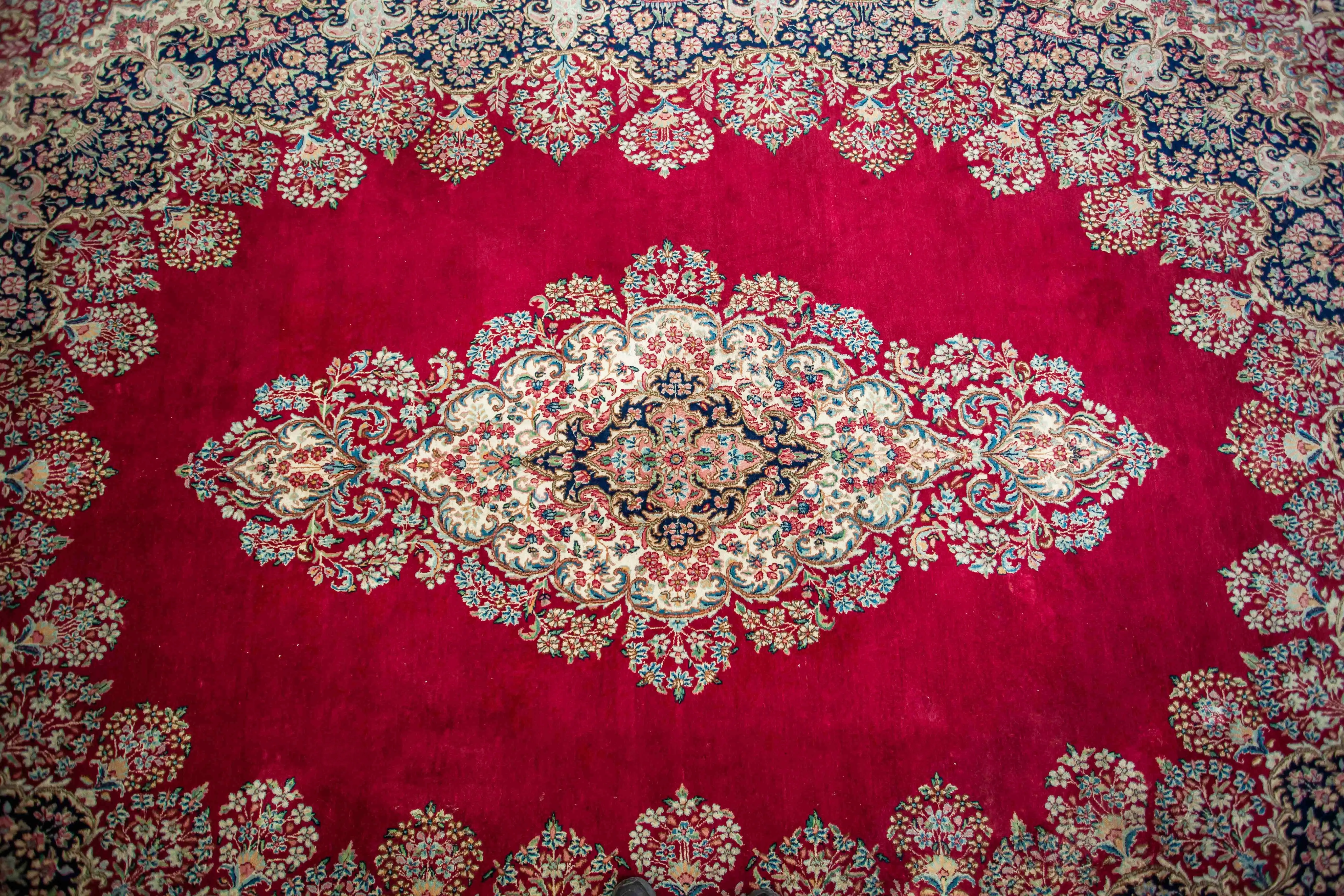 Perský ručně vázaný koberec Kerman 444 x 305 cm Signovaný - 2