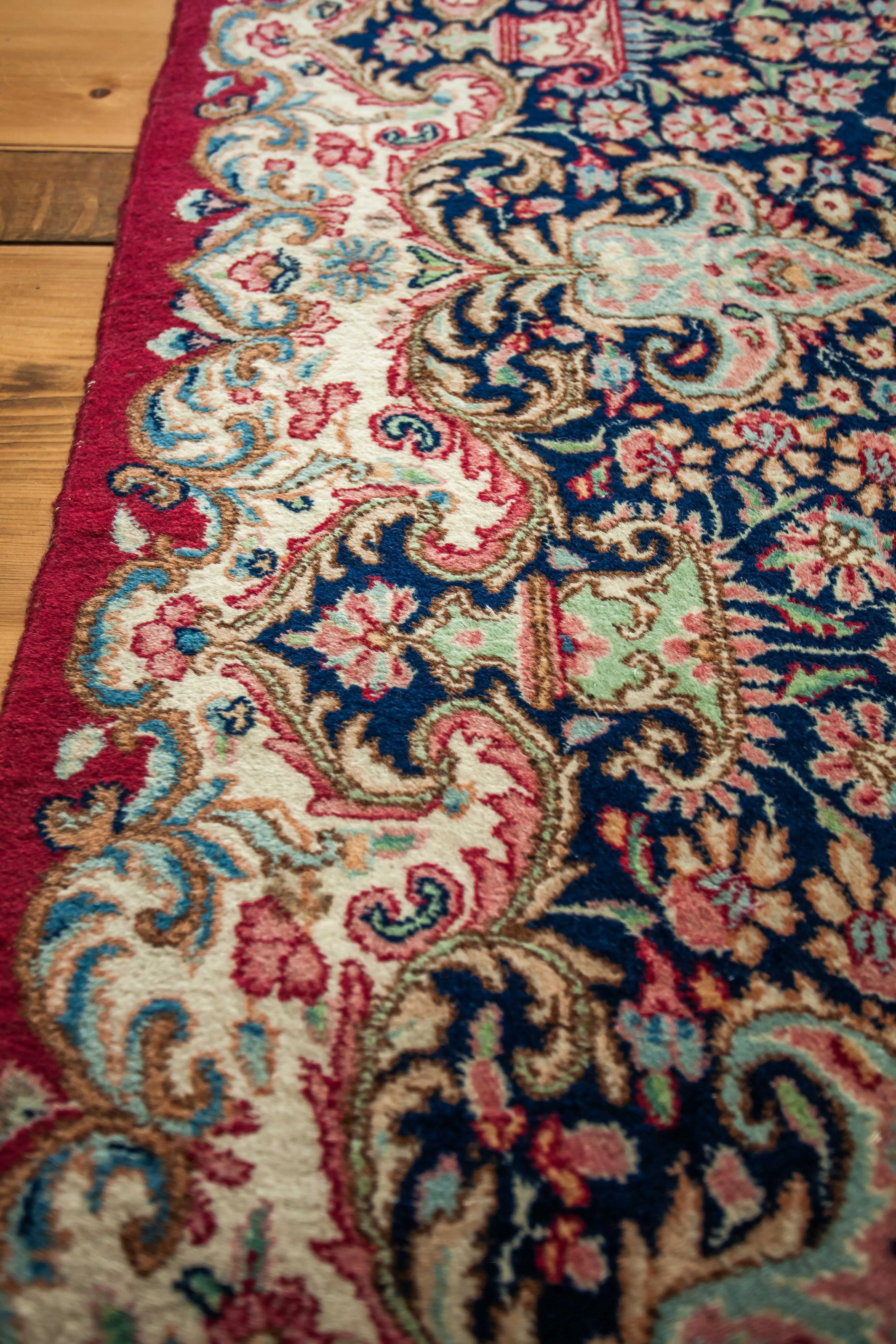Perský ručně vázaný koberec Kerman 444 x 305 cm Signovaný - 5