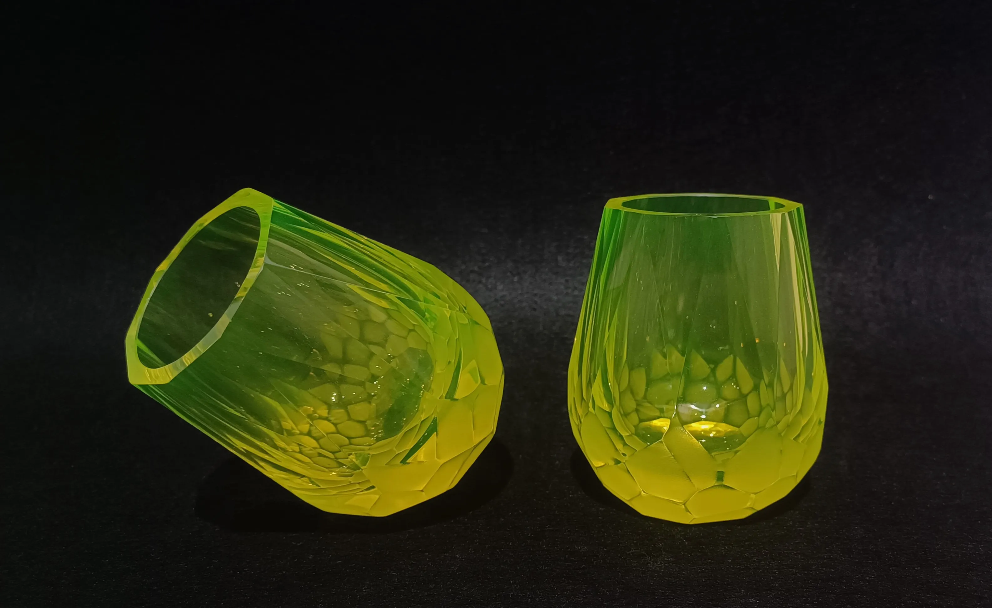 Rony Plesl – Cubism uran glass - 5