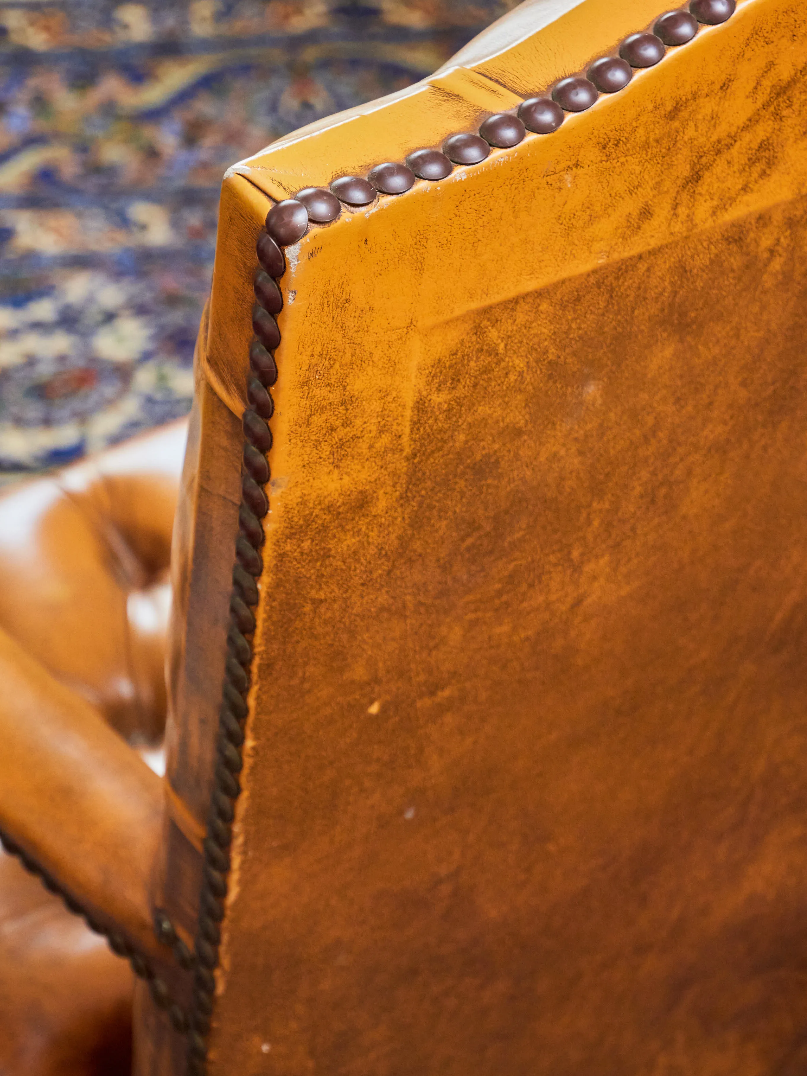 Kožené křeslo k psacímu stolu Chesterfield - 12