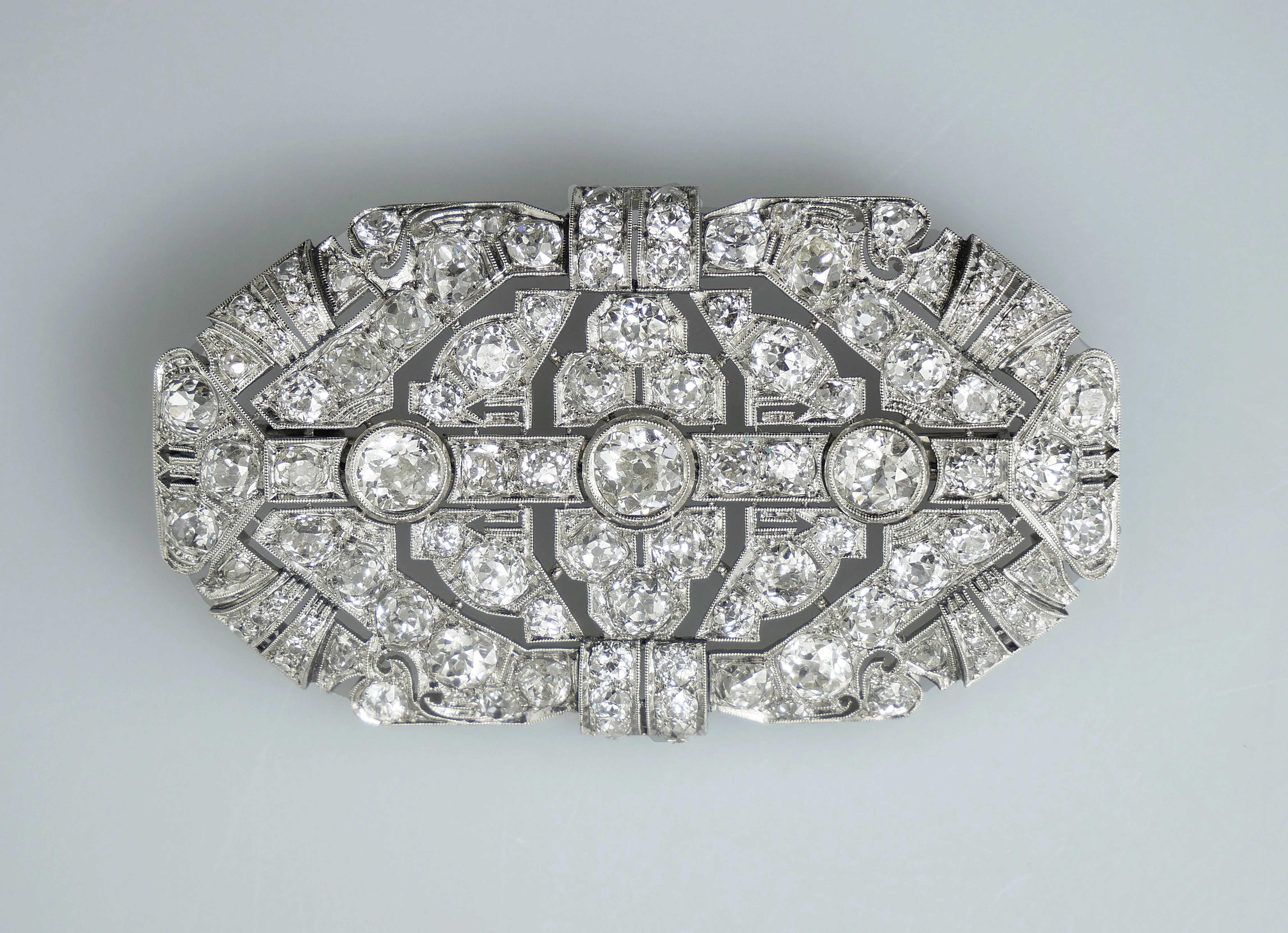 Platinová art-deco brož s diamanty - 2