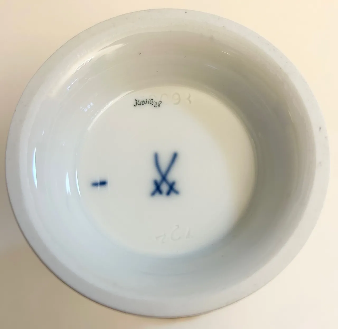 Porcelánová vázička – Míšeň - 7