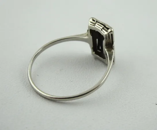 Zlatý art deco prsten s přírodními diamanty 0,15 ct - 5