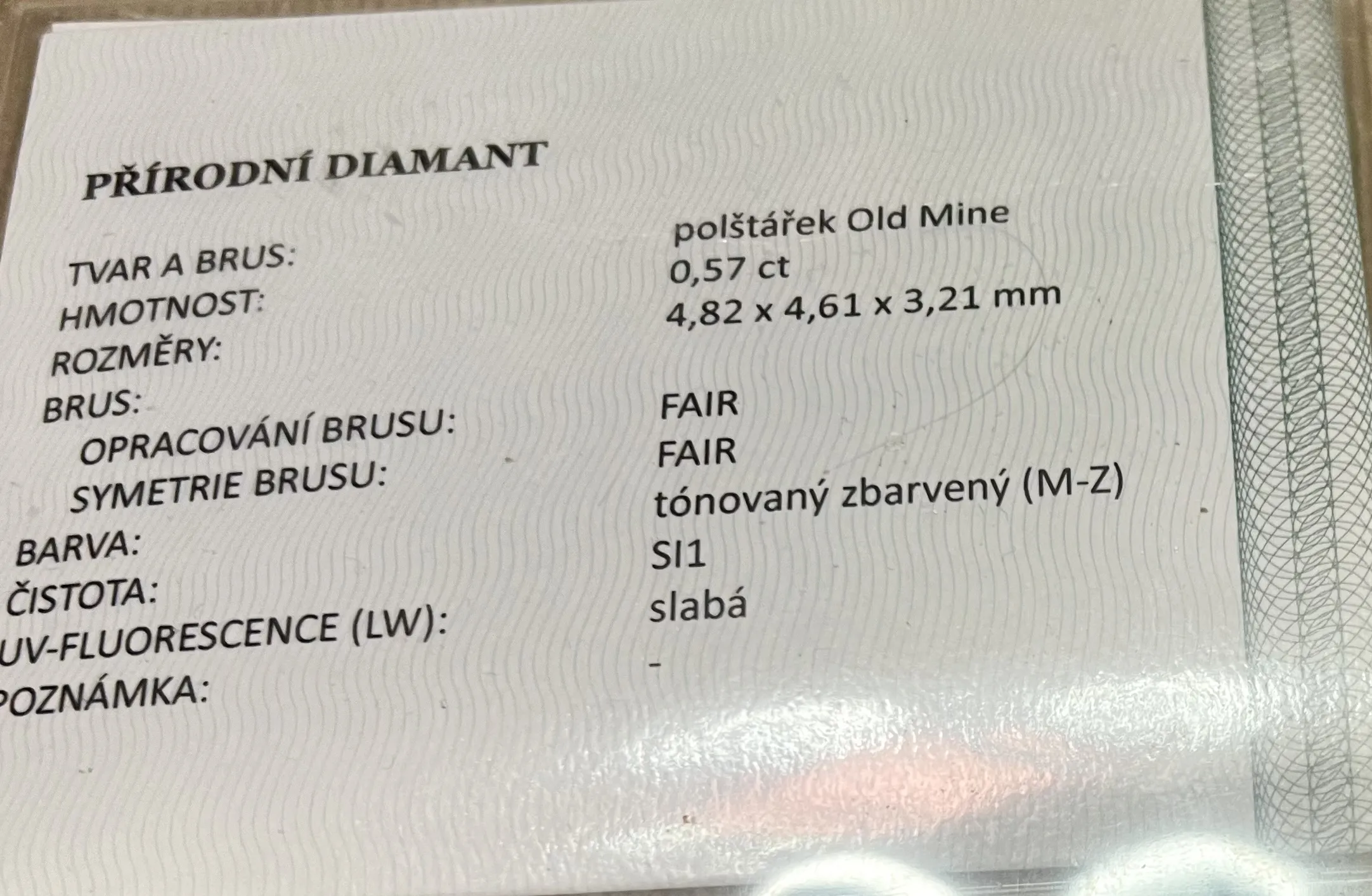 Volný diamant – briliantový brus s certifikátem ČGL - 3