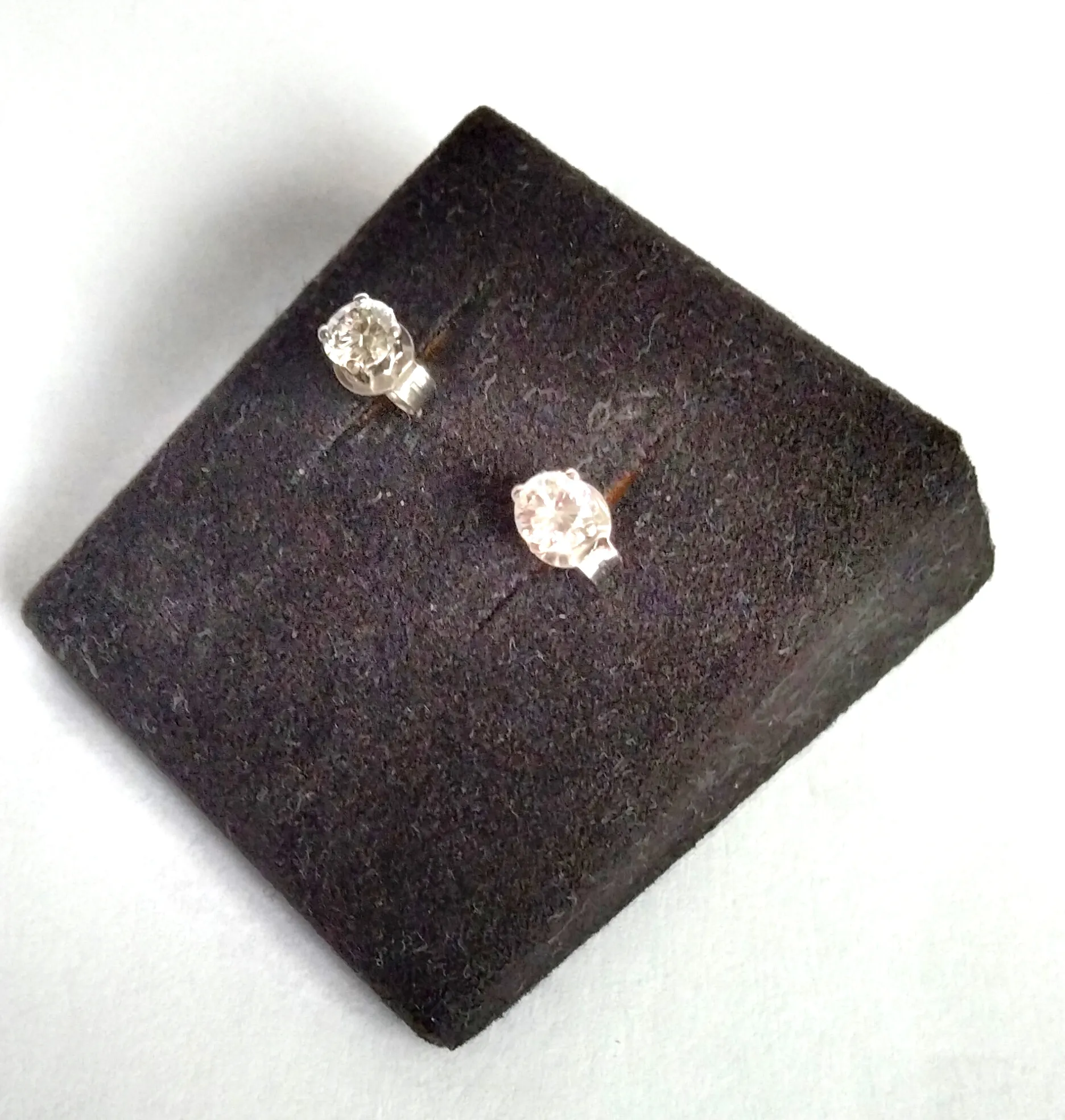 Zlaté náušnice s diamanty - 4