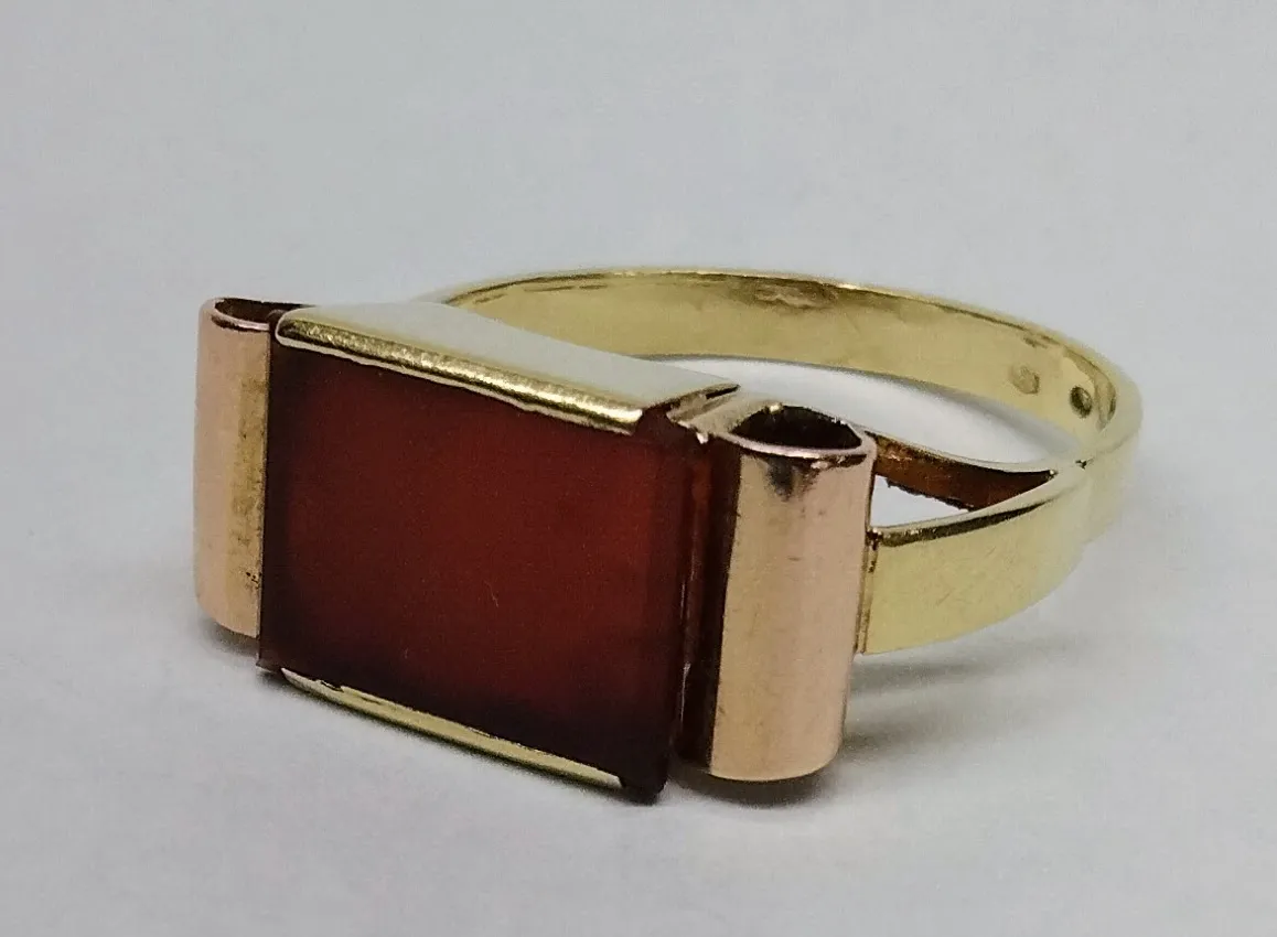 Zlatý art-deco prsten s karneolem - 2