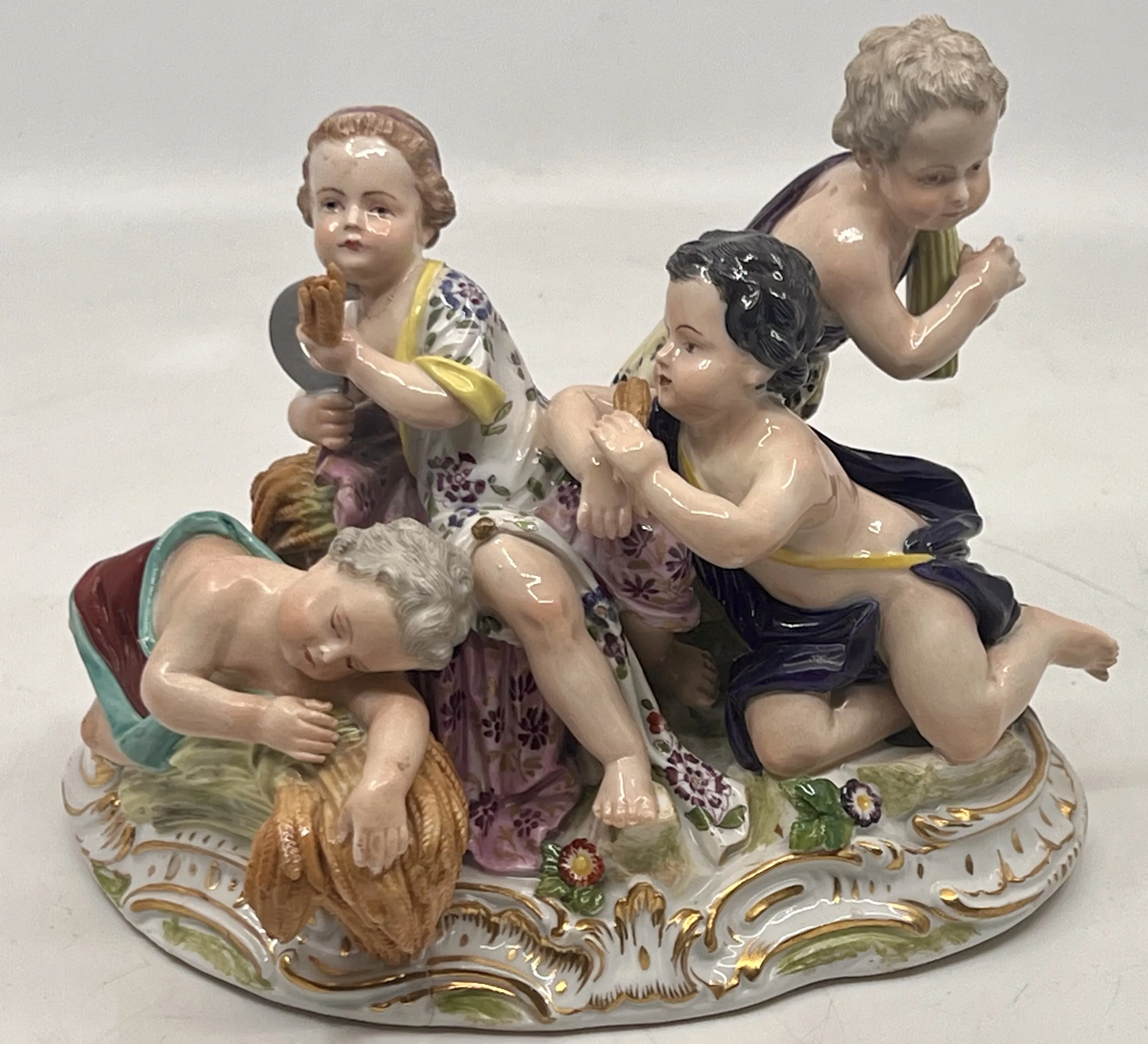 PORCELÁNOVÉ SOUSOŠÍ – PUTTI - 2