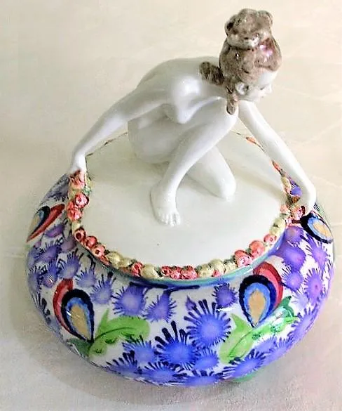 Starožitná porcelánová cukřenka Goldscheider
