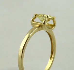 Prsten s přírodním diamantem Fancy Yellow- 0,79 ct - 2