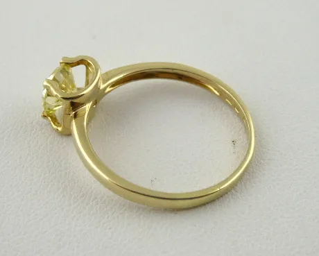 Prsten s přírodním diamantem Fancy Yellow- 0,79 ct - 5
