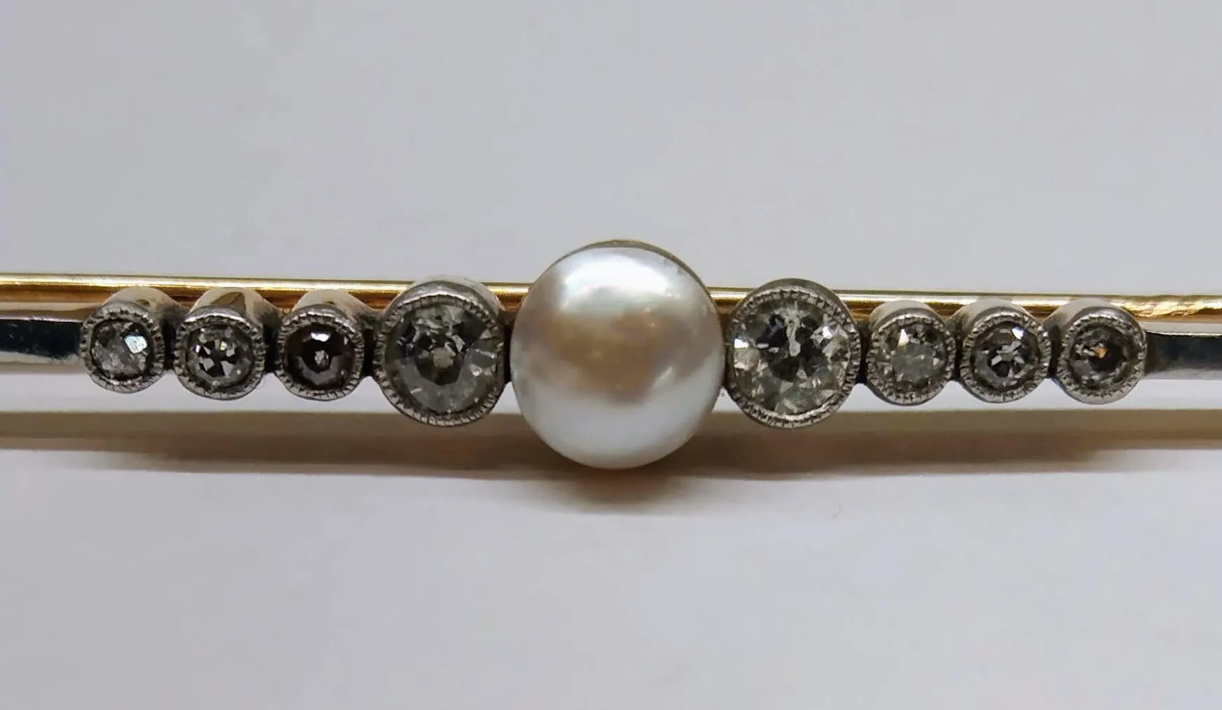 Zlatá art-deco brož s diamanty a perlou - 2