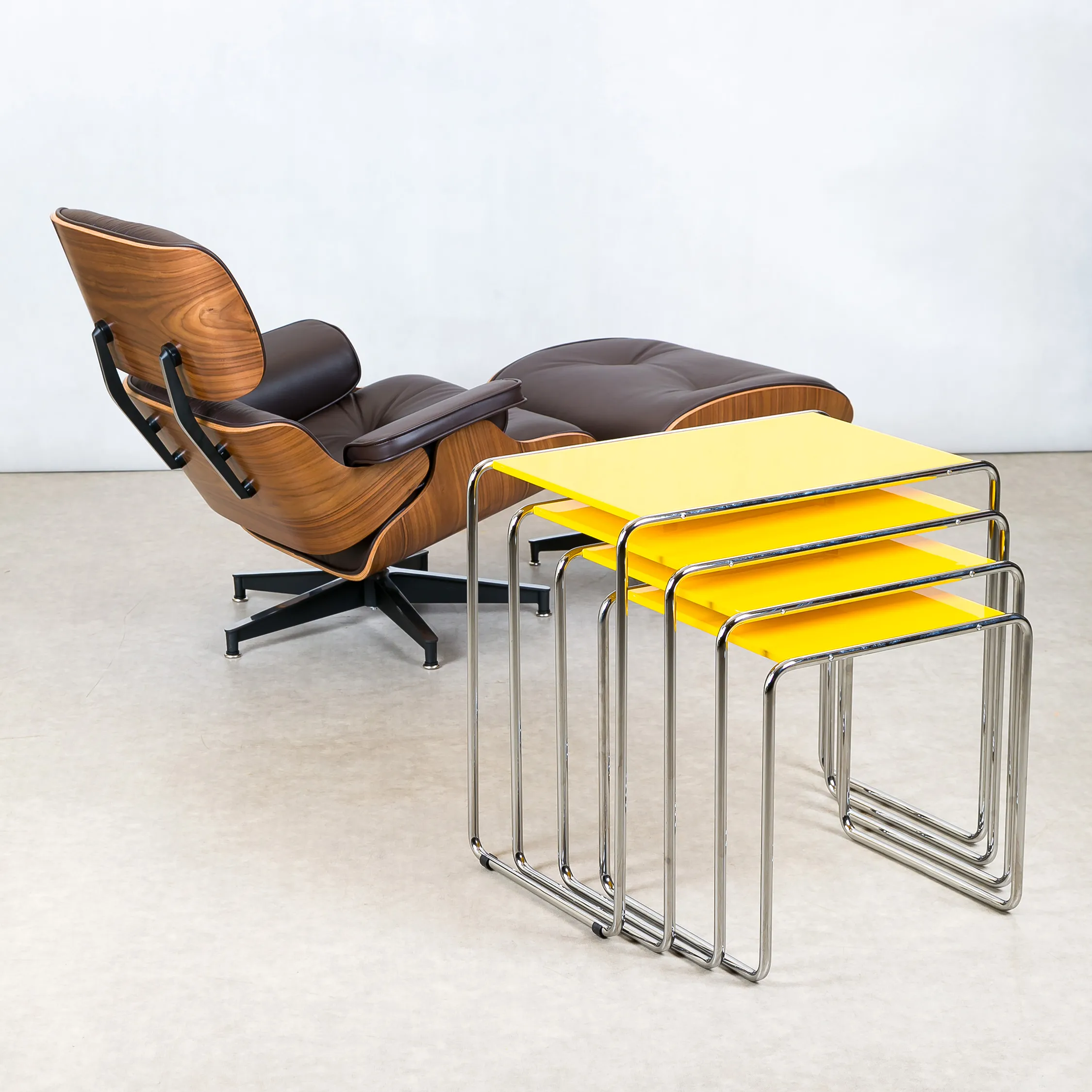 KŘESLO CHARLES & RAY EAMES - 9