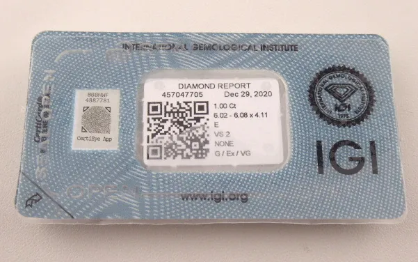 Prsten se solitérním diamantem  – 1,00 ct - 7