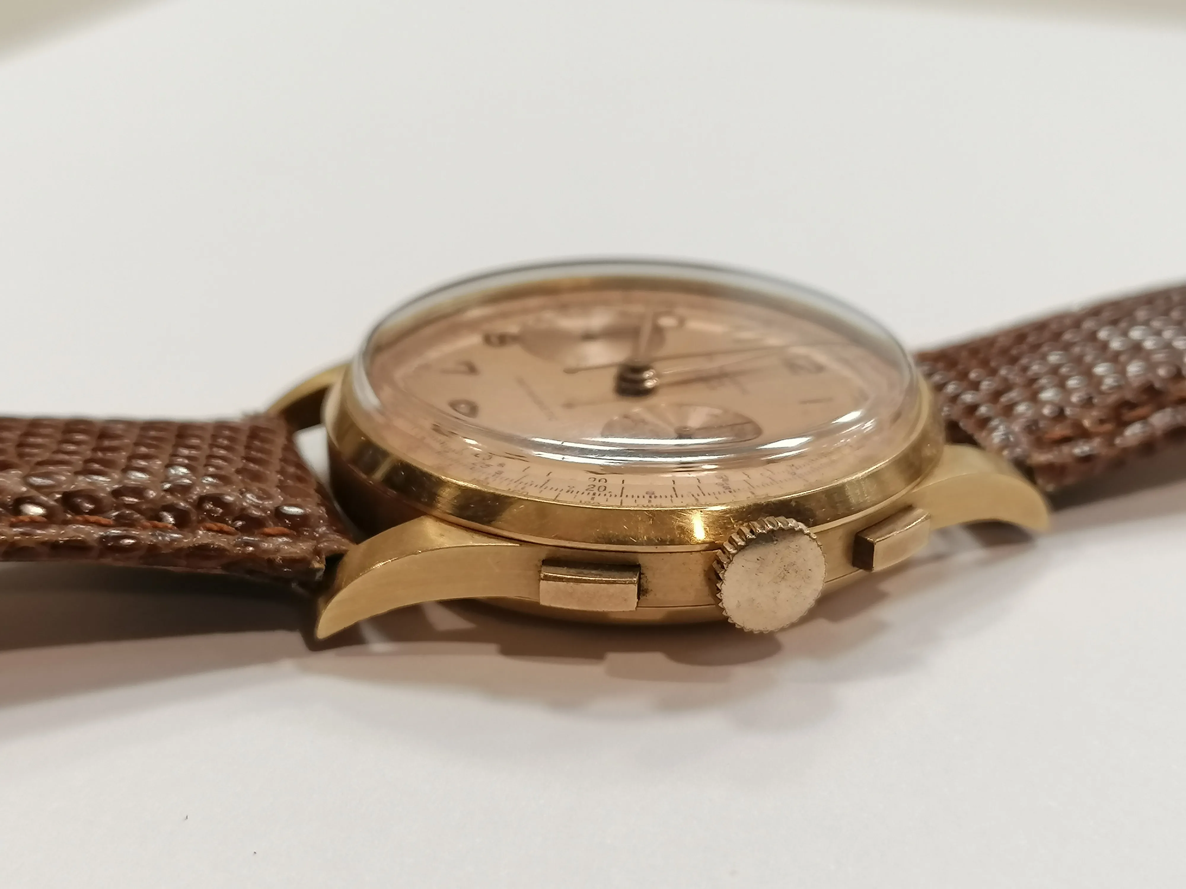 ZLATÉ HODINKY CHRONOGRAPHE - 3