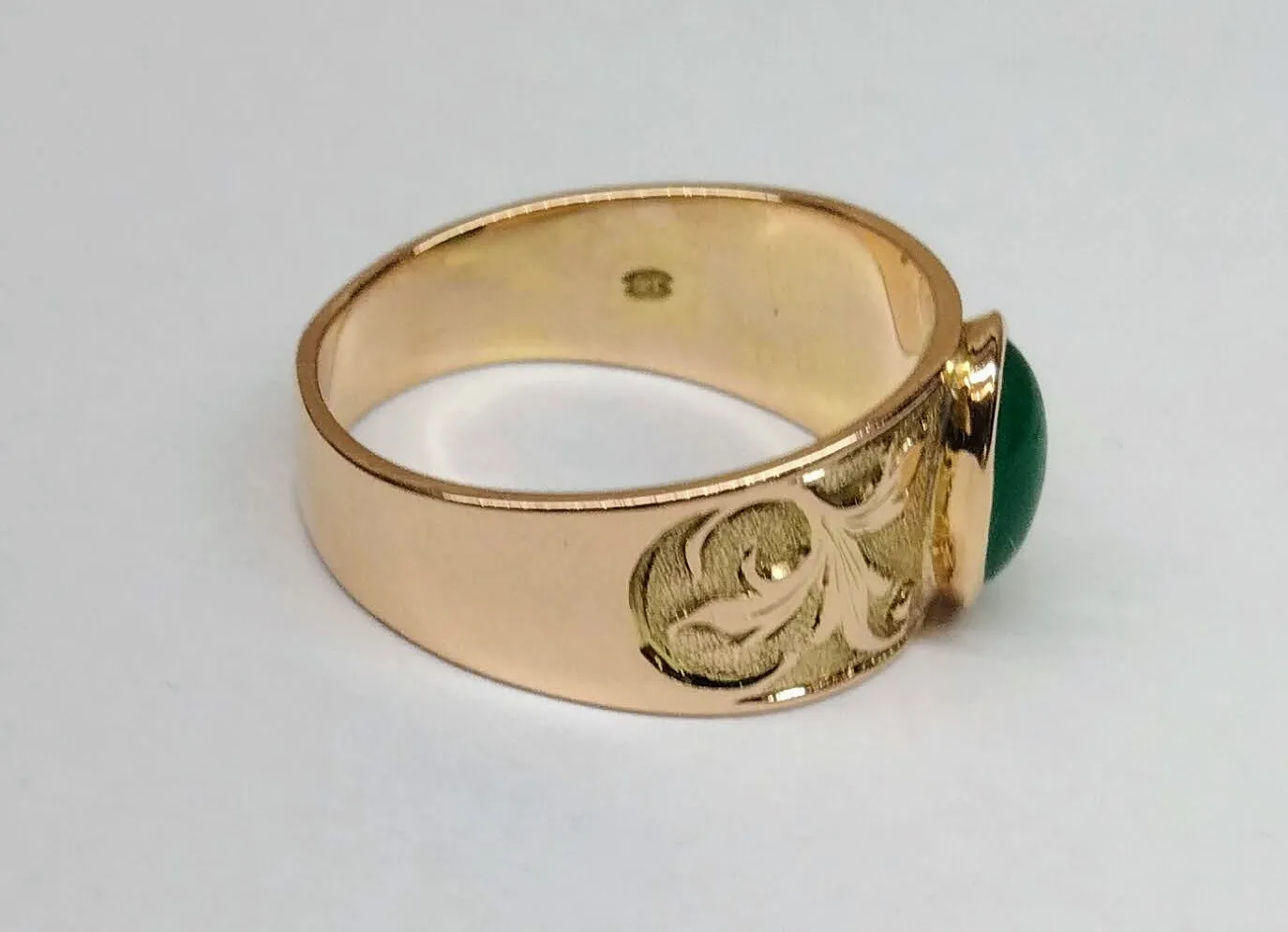 Zlatý secesní prsten s chrysoprasem - 5