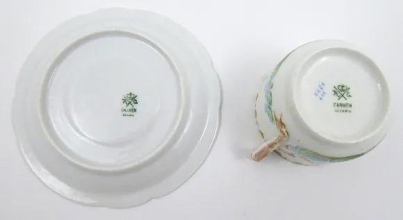 Zlacený šálek s lotosy – Rosenthal, Carmen - 4