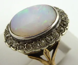 Zlatý prsten s velkým opálem a diamanty – 1,40 ct - 2