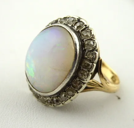 Zlatý prsten s velkým opálem a diamanty – 1,40 ct - 3