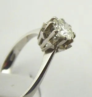 Zlatý prsten se solitérním diamantem – 0,80 ct - 2