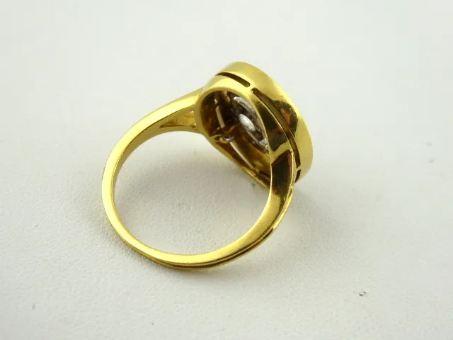 Zlatý prsten s diamanty ve znamení - 5