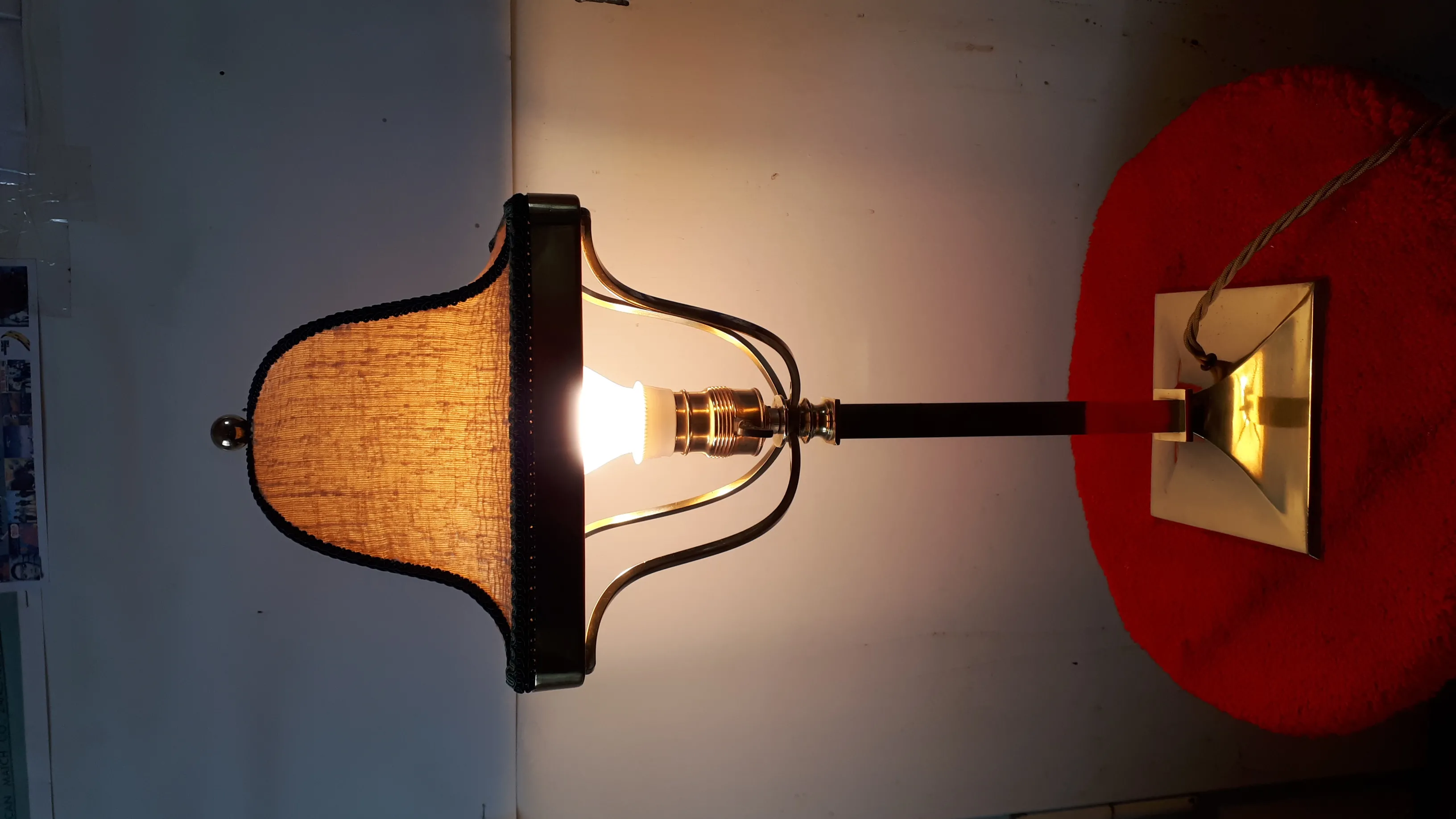 Lampa Vídeň - 2