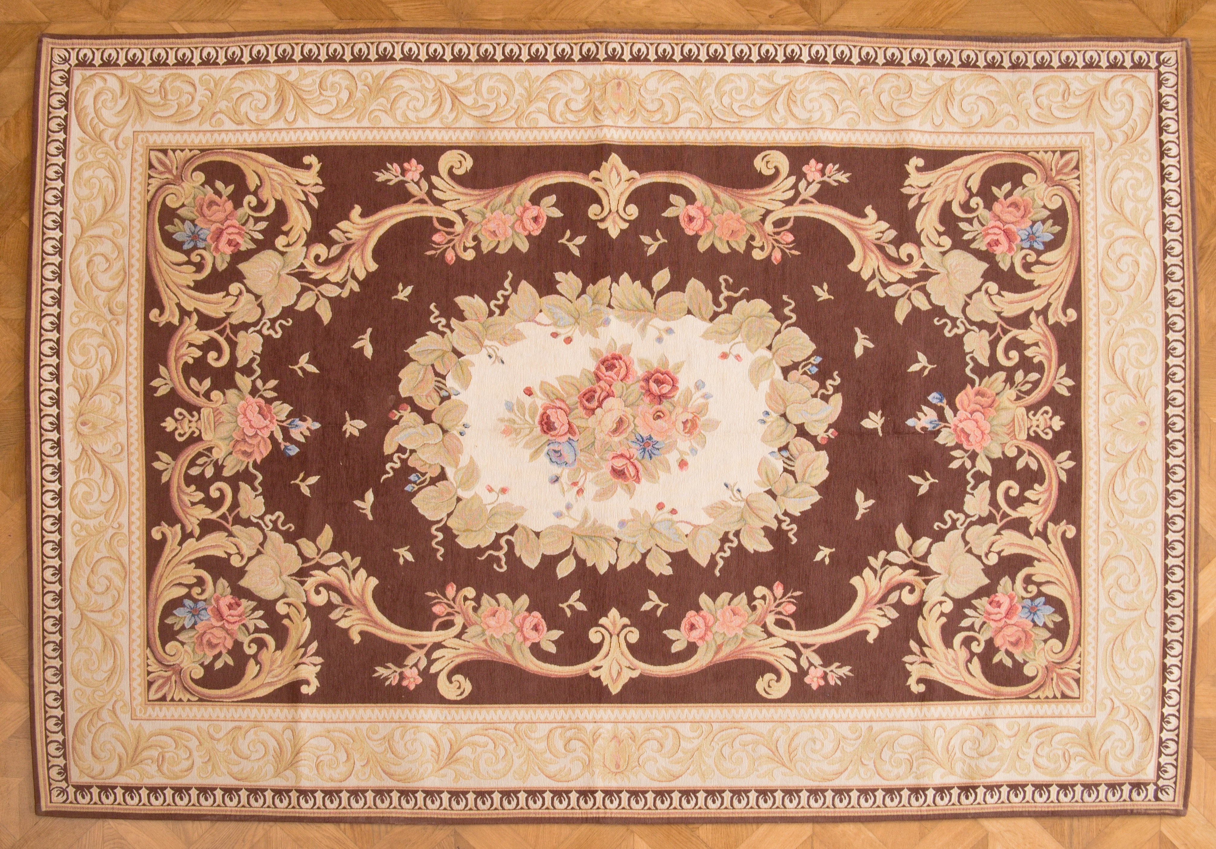 Hnědý koberec Aubusson 227 X 156 cm