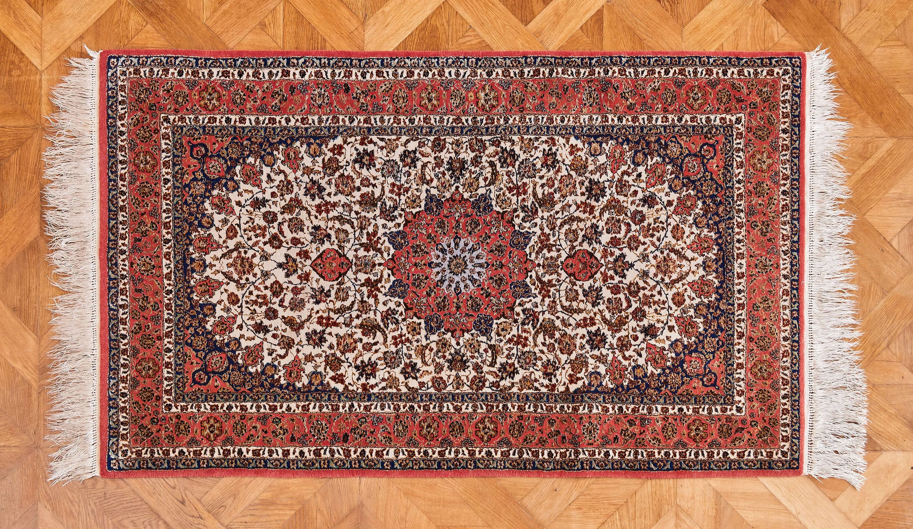 Perský koberec Isfahan s hedvábím 170 X 93 cm