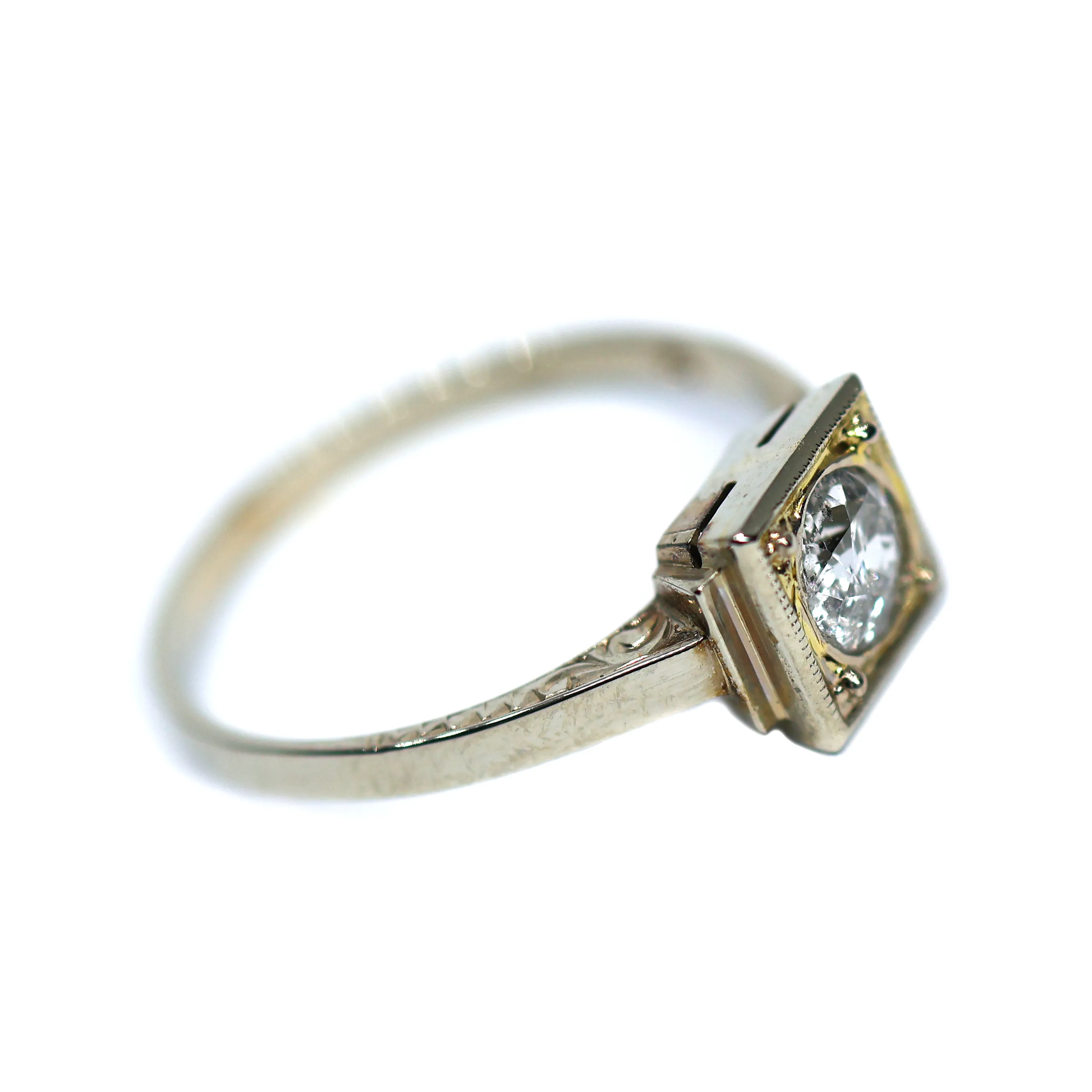 Art deco zlatý prsten s diamantem 0,50ct s certifikátem
