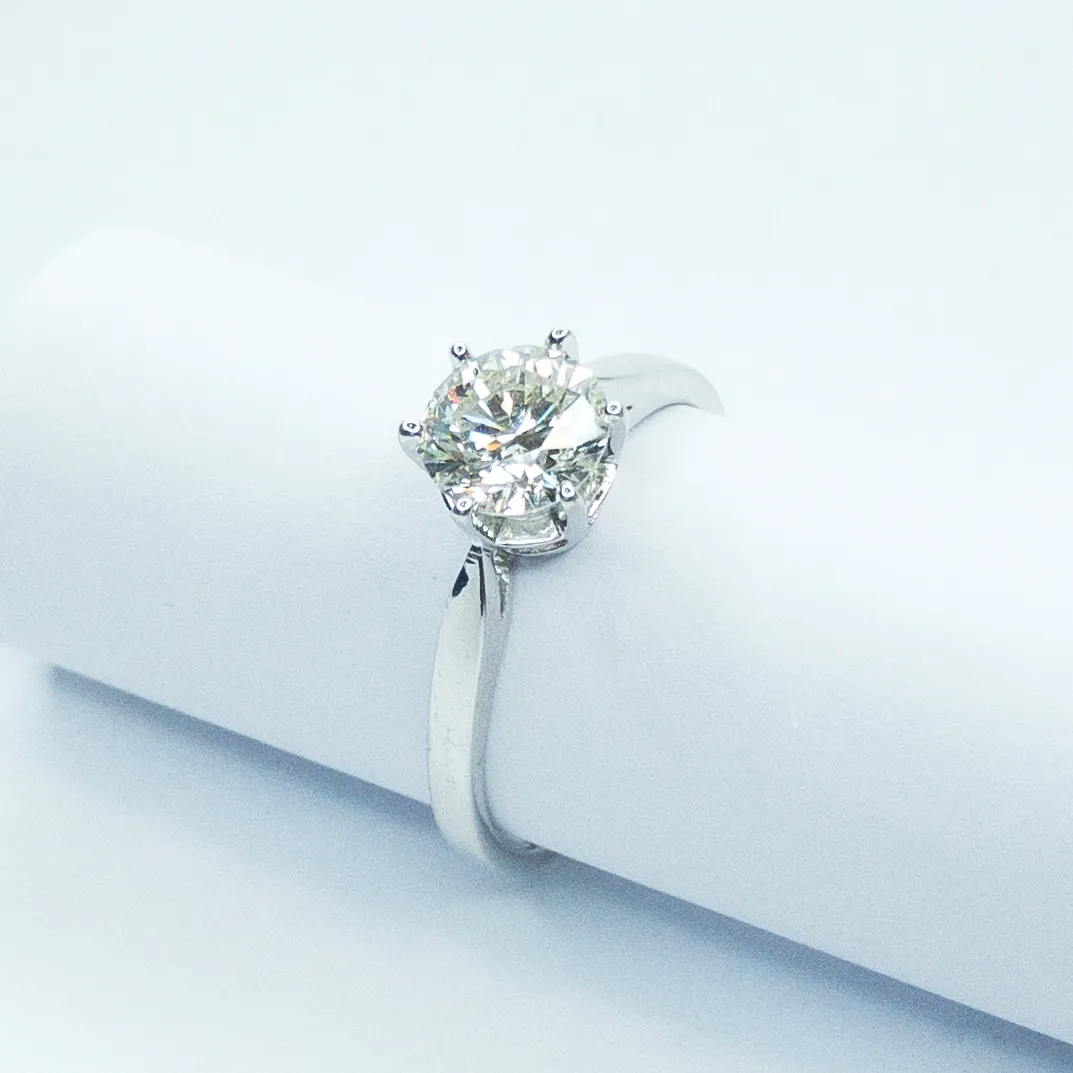 Luxusní zlatý prsten s briliantem 1,04 Ct - 1