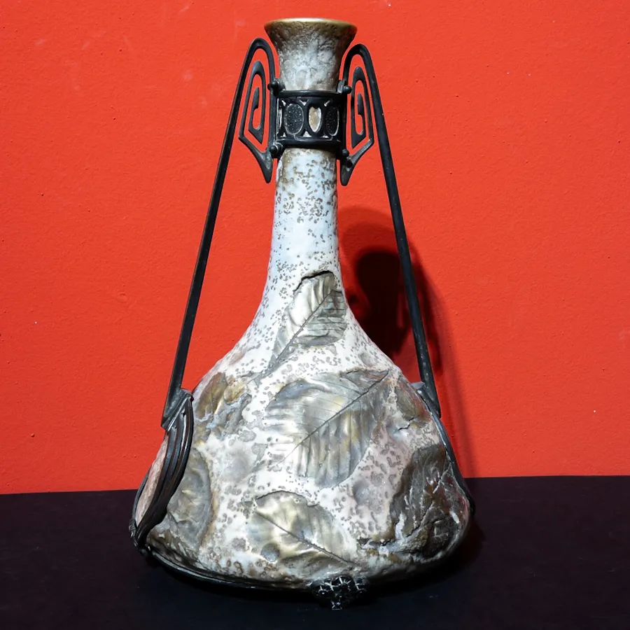 Amphora, Secesní dekoratvní váza v montáži - 2
