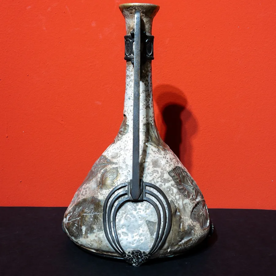 Amphora, Secesní dekoratvní váza v montáži - 4